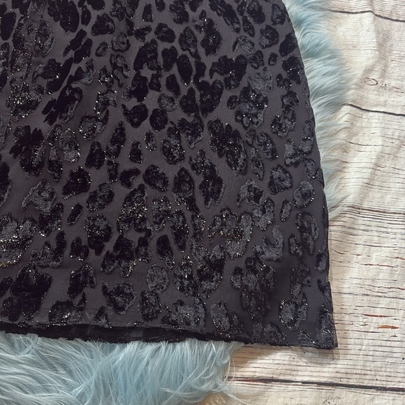 J. Crew Slip Skirt in Burnout Velvet Leopard sz 4 - Picture 6 of 11